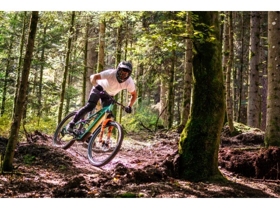 MOUSTACHE SAMEDI 29 GAME 160.9 RACE • 750 WH