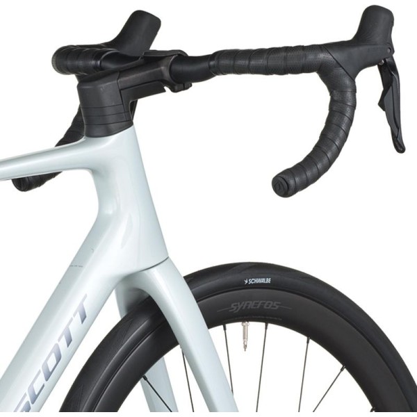 sco bike addict 30 blanc cumulus  SCOTT  VELOPERFO